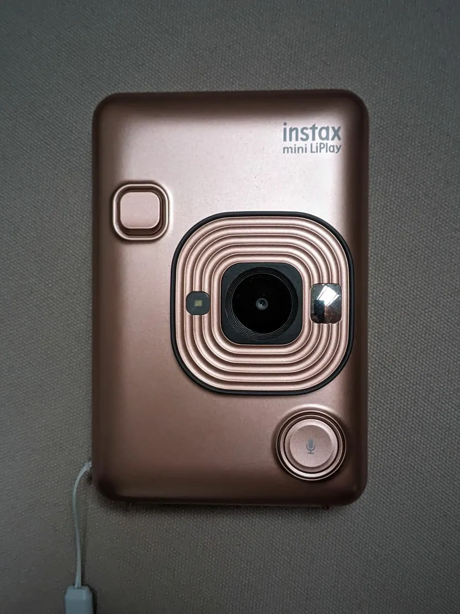 Fujifilm Instax Mini Liplay Camera - Image 1