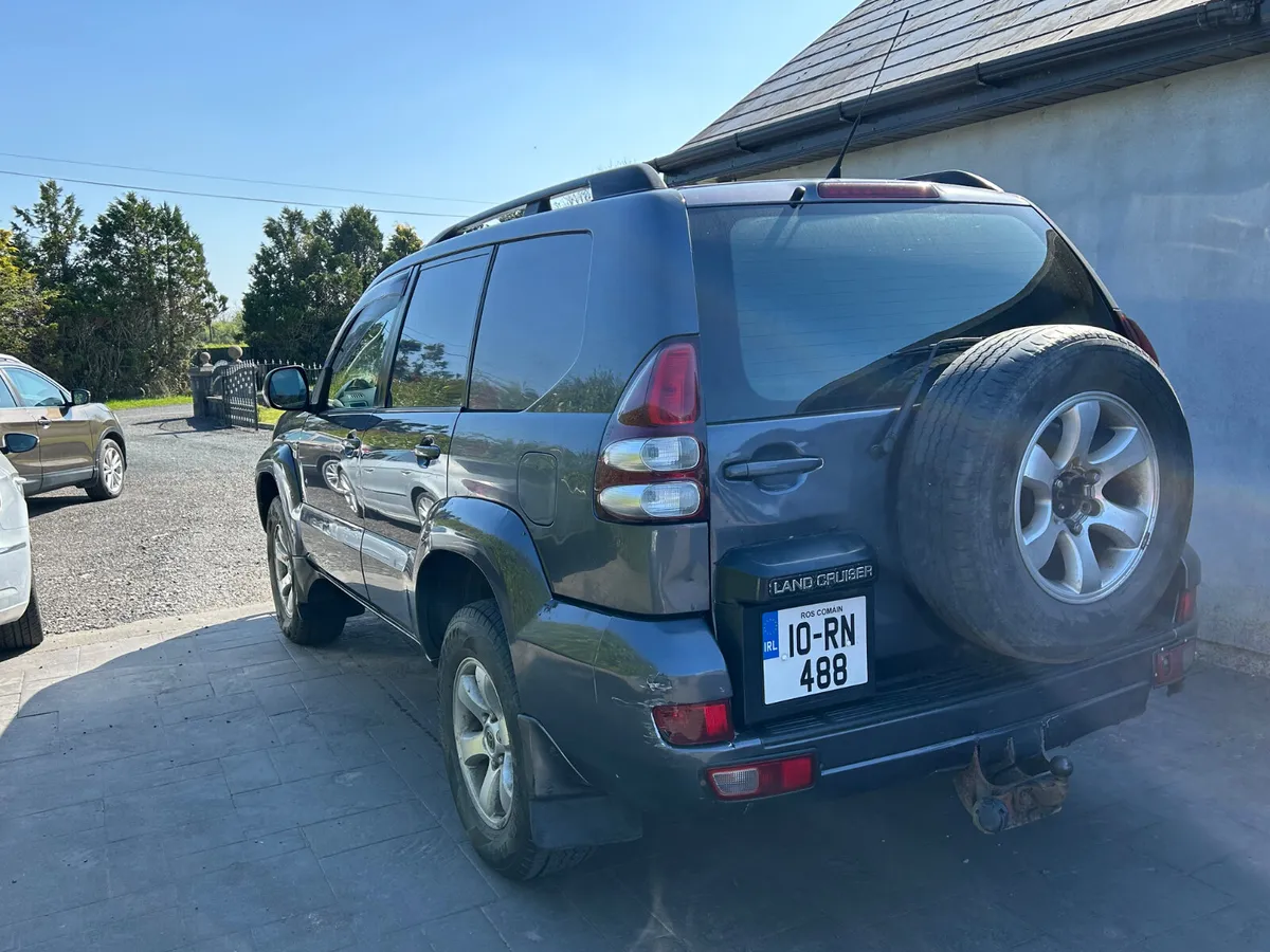 Toyota Land Cruiser 2010 - Image 4
