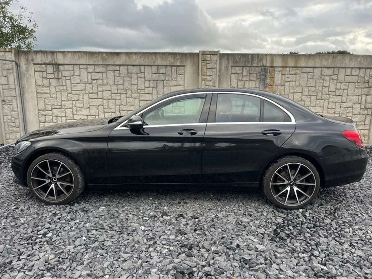 Mercedes-Benz C-Class C Series Bluetec SE 4DR - Image 4
