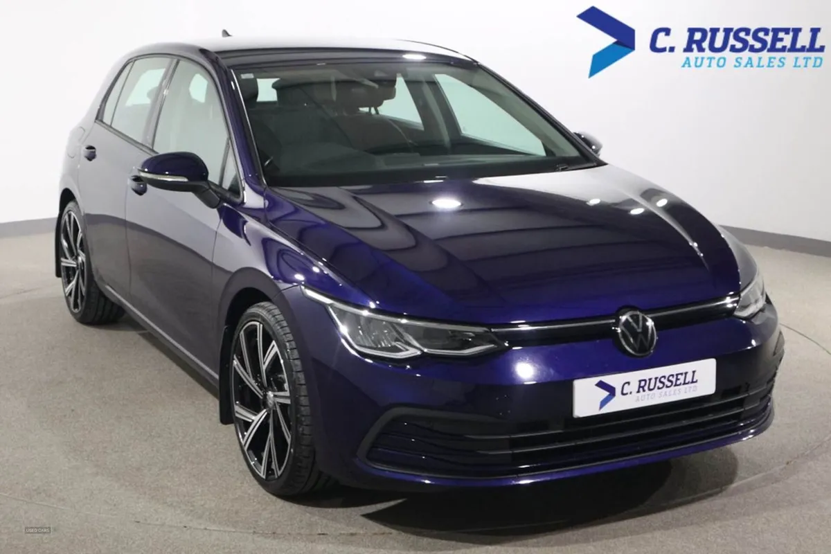 Volkswagen Golf Hatchback - Image 3