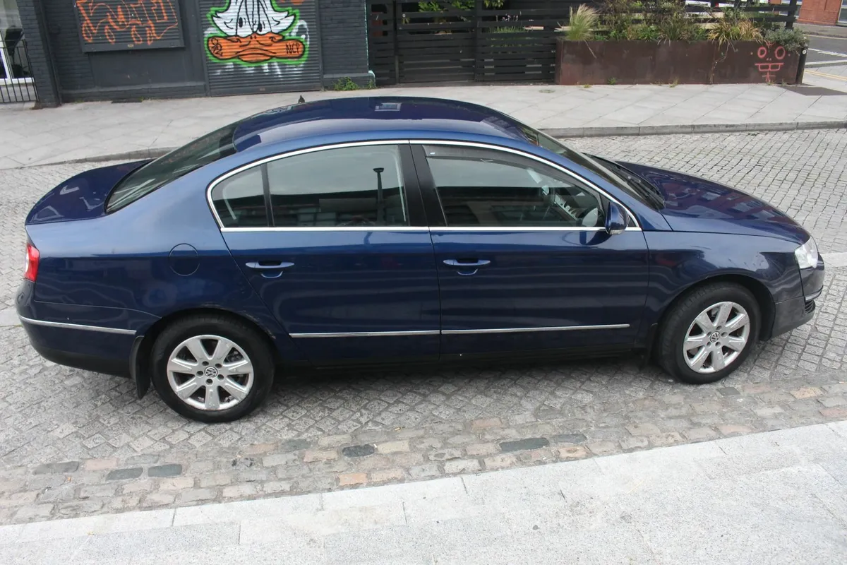 Volkswagen Passat 2008 - Image 3
