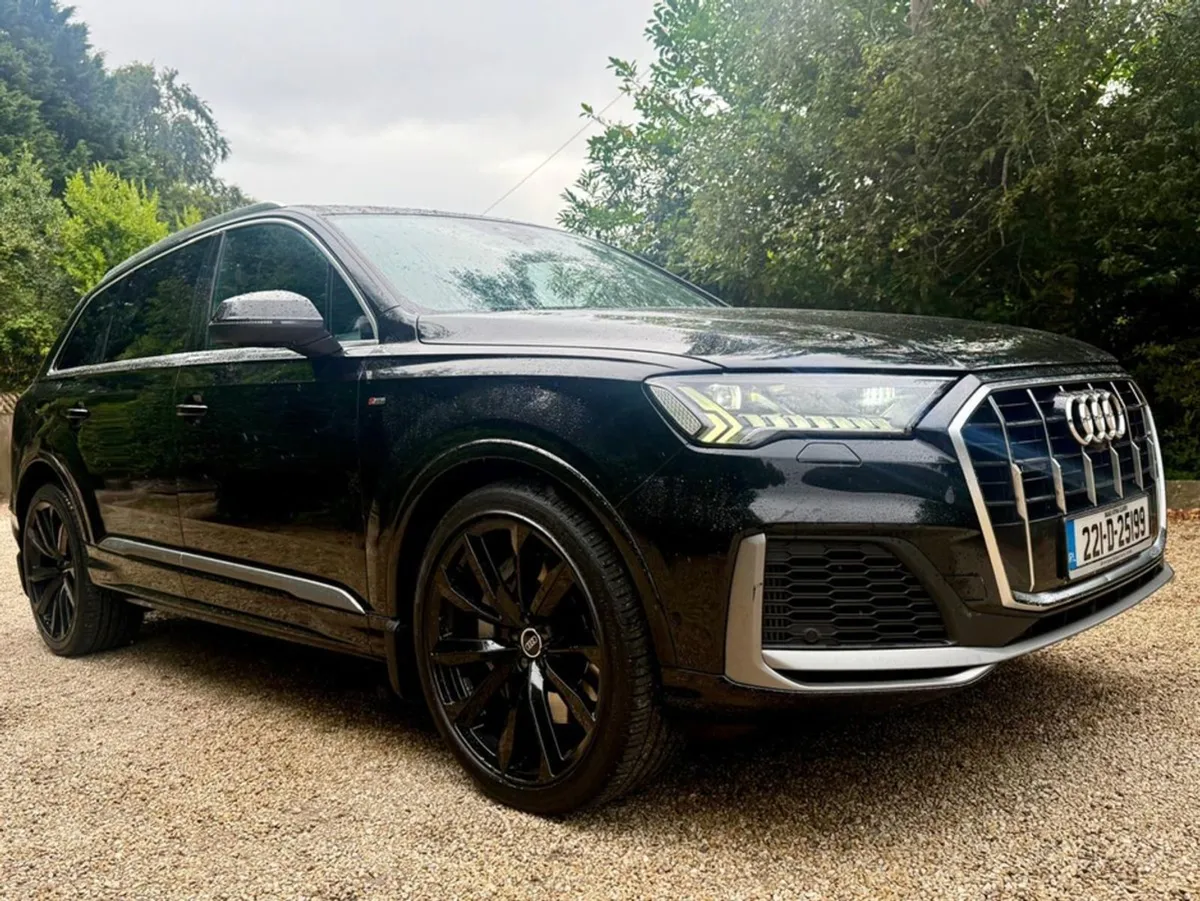 Audi Q7 3.0tfsi 55 E S Line Quattro - Image 1