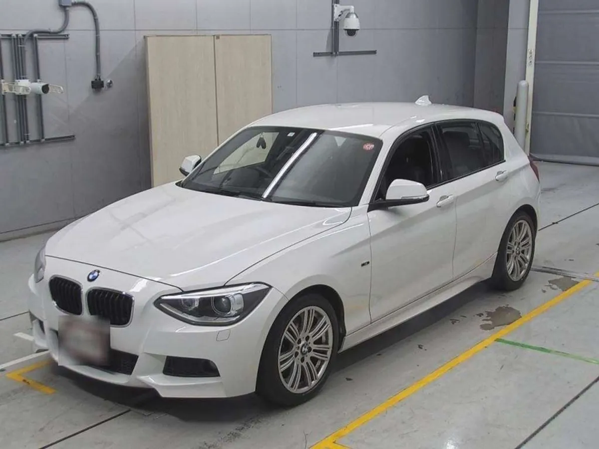 BMW 1 Series 1.6 M-sport Auto - Image 2