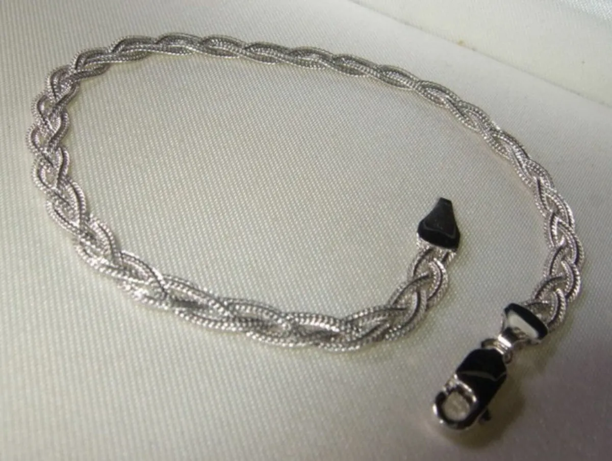Vintage Hallmarked White Gold 'Weave' Bracelet - Image 4