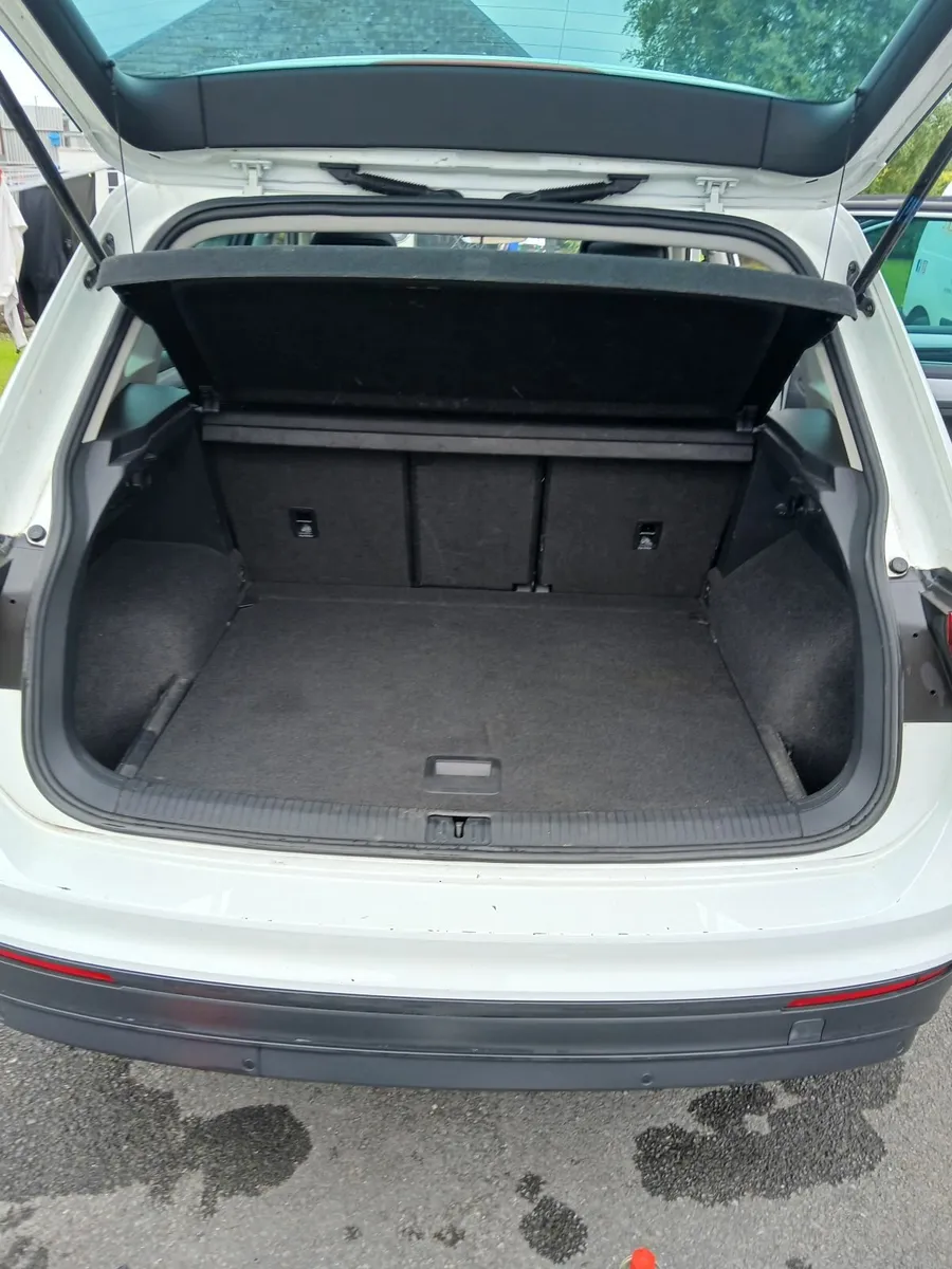 Volkswagen Tiguan  172 low mileage - Image 2