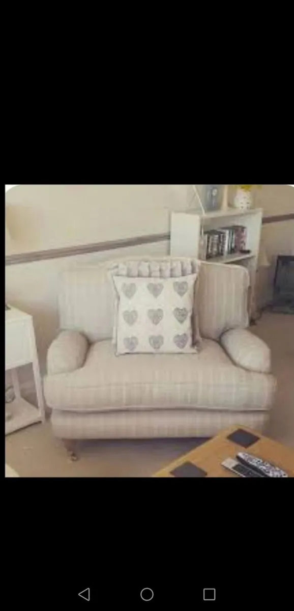 Stunning Laura Ashley.Snuggler C/W Brass Castors - Image 2