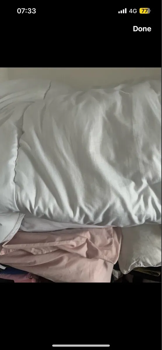 Ikea double duvet with two pillows - Image 1