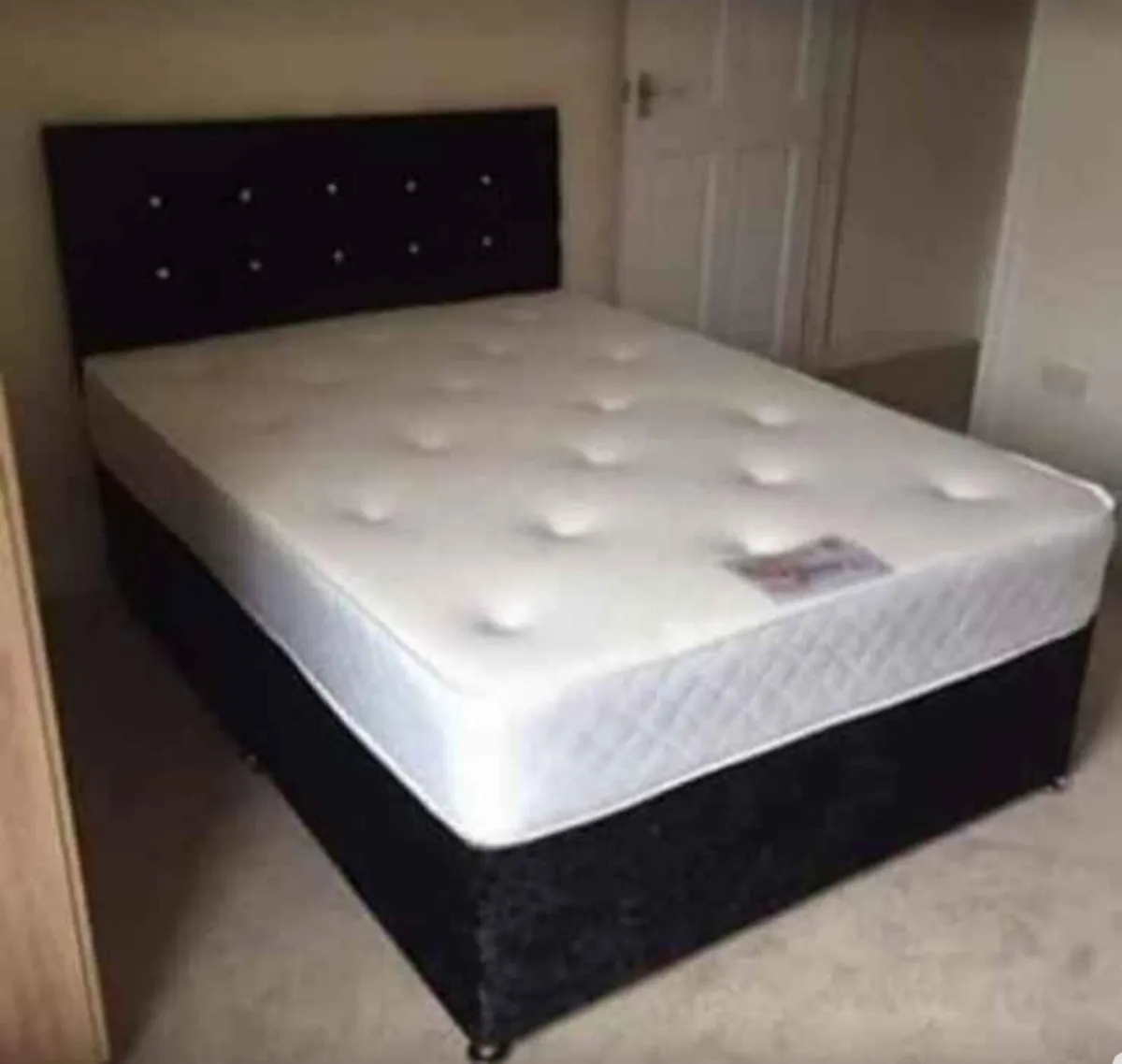 Double & single beds – Derry
Brand new beds with o - Image 4
