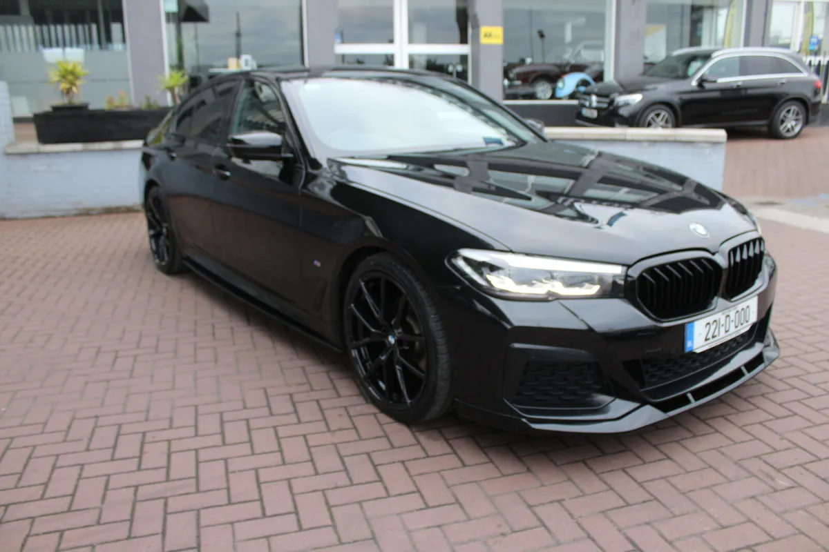 BMW 5 Series 2.0d M-sport 4DR Saloon Automatic // - Image 1