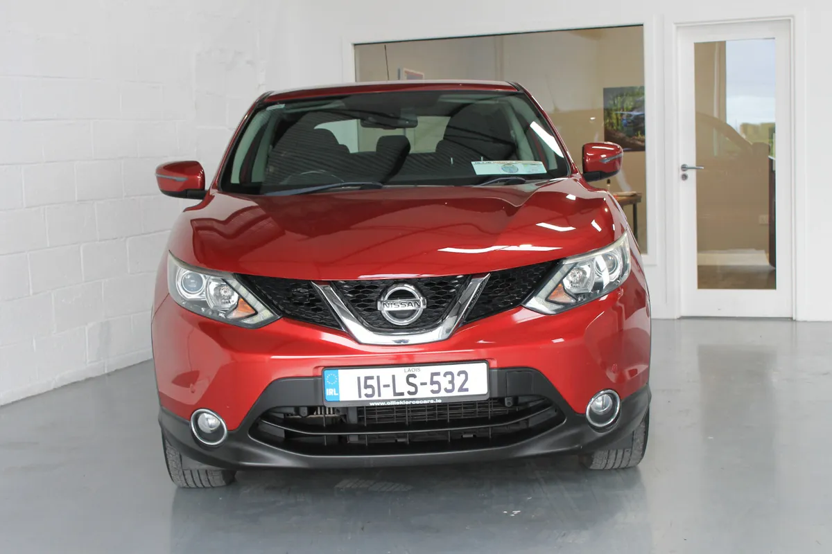Nissan Qashqai 2015, SV In excellent condition - Image 3