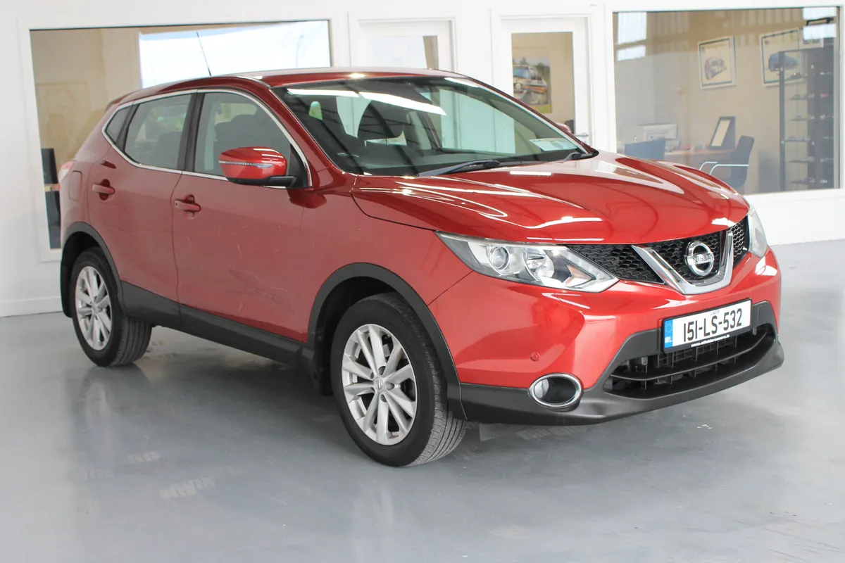 Nissan Qashqai 2015, SV In excellent condition - Image 4
