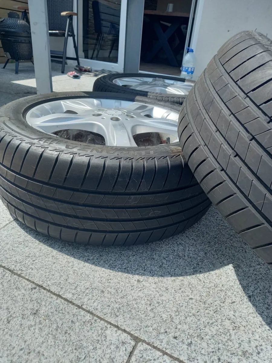 Mercedes Benz original alloys with tyres - Image 2