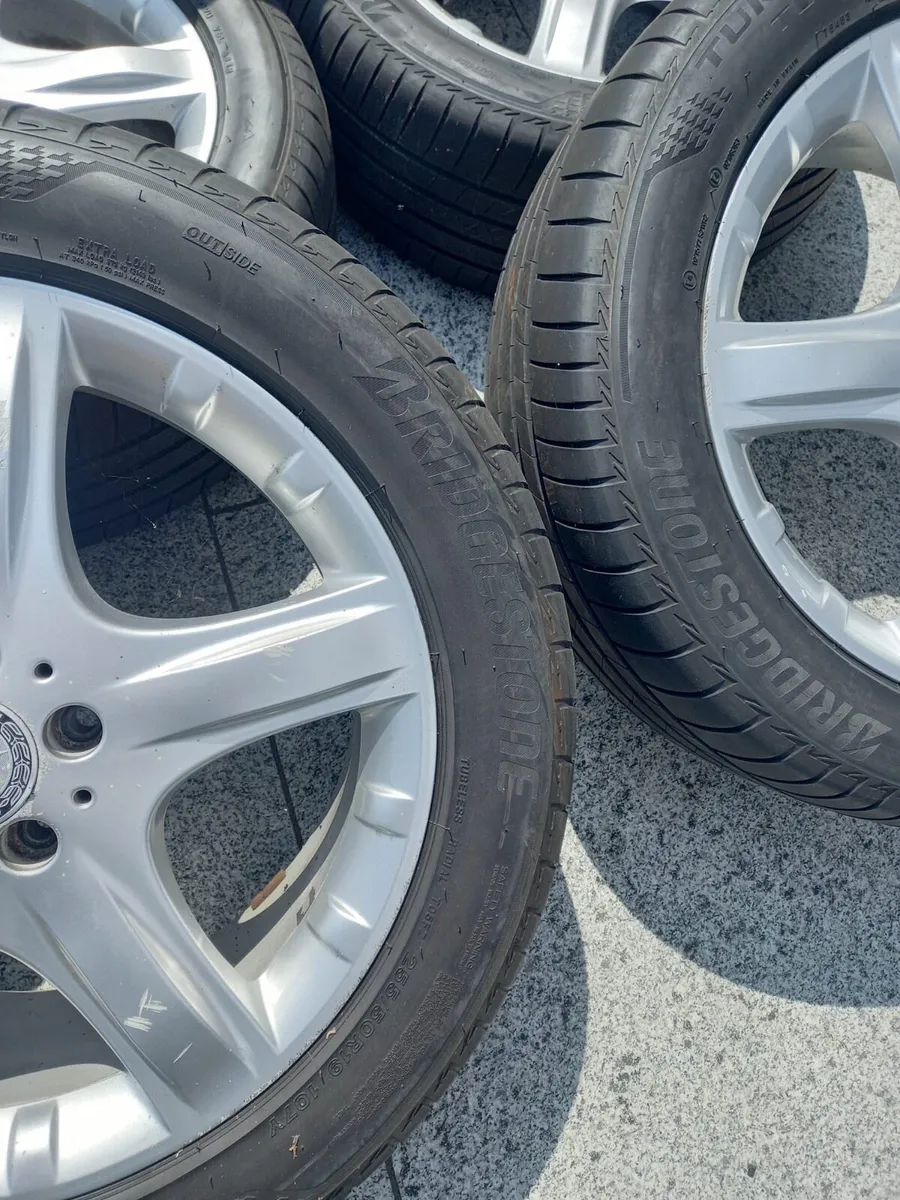 Mercedes Benz original alloys with tyres - Image 4