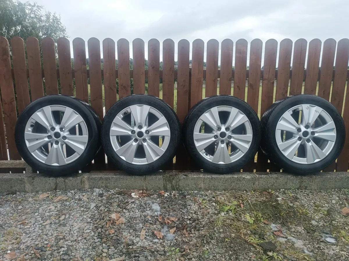 Alloy wheels