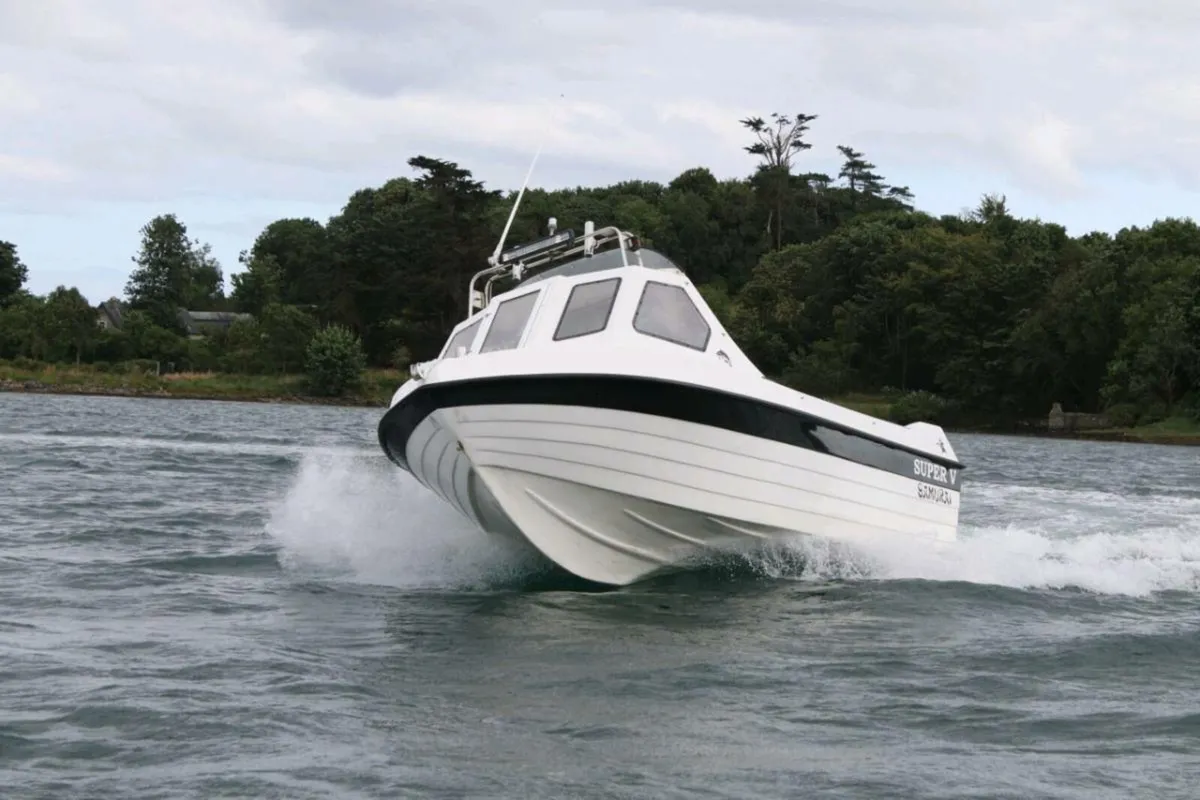 Seahog Samuari leisure fishing boat full package - Image 1