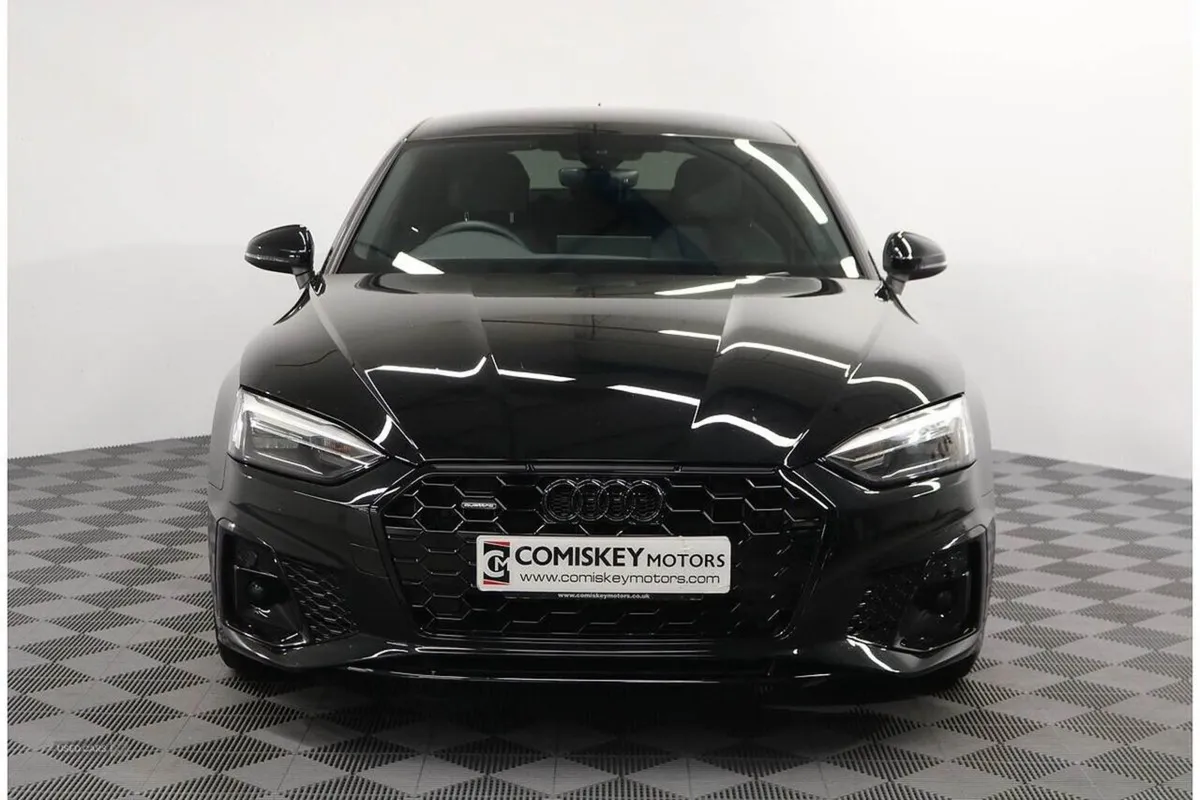 Audi A5 TDI Black Edition - Image 2
