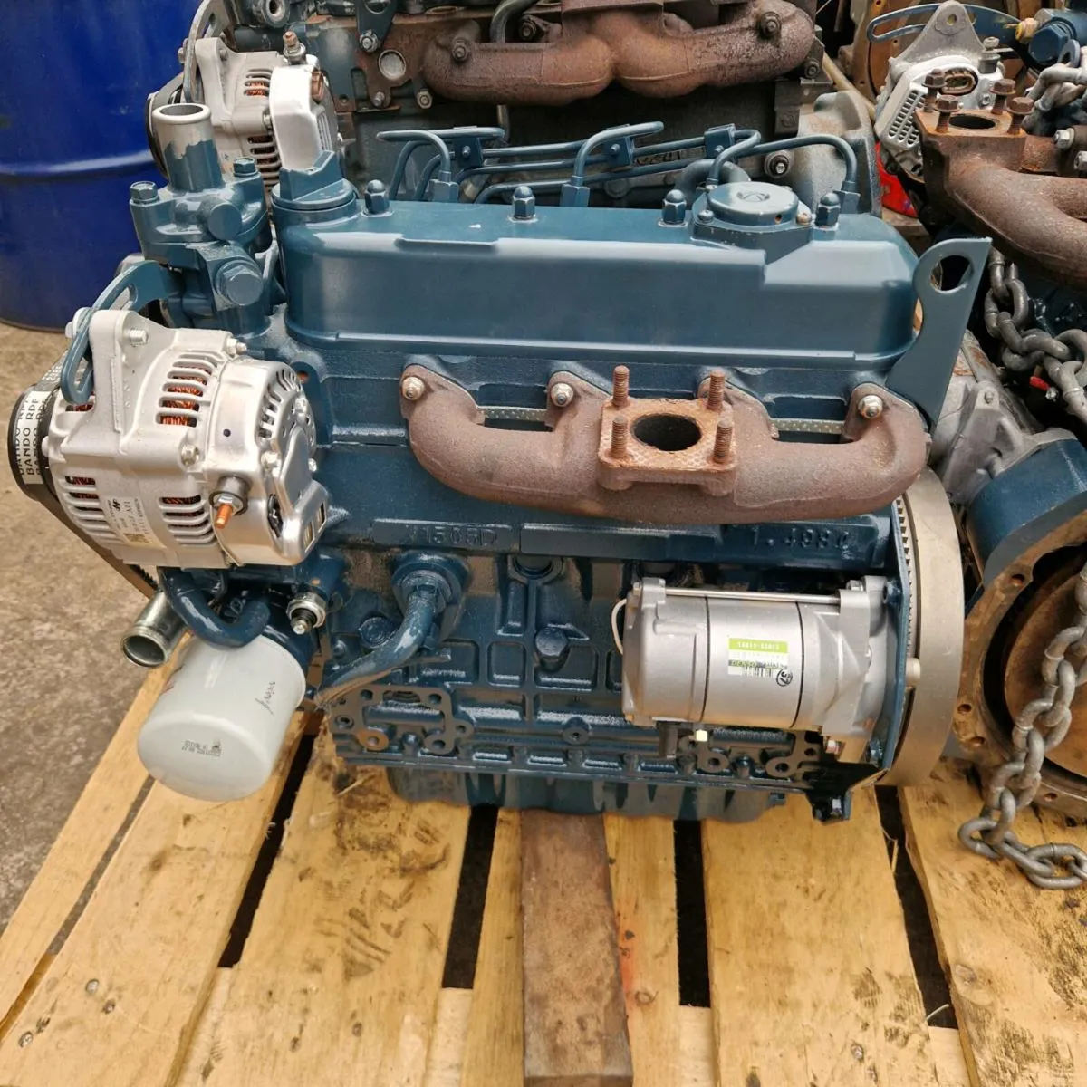 Kubota V1505 4 cylinder diesel engine - Image 1