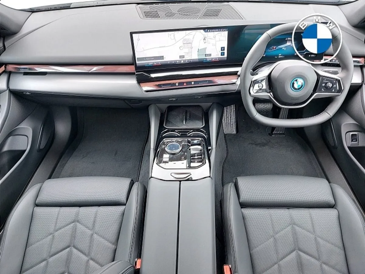 BMW i5 Edrive40 M Sport Edition - Image 4