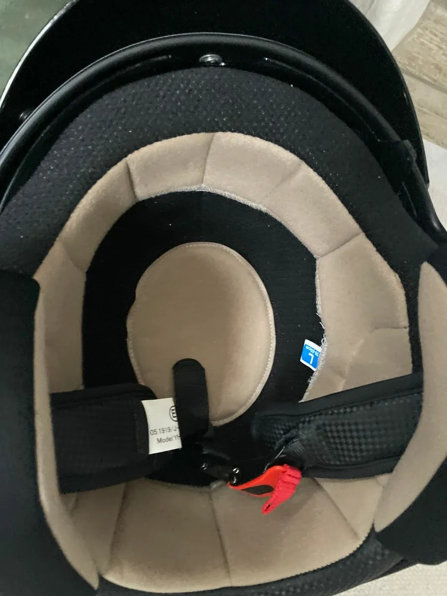 iXS HX 77 Helmet Matt Blac - Image 2