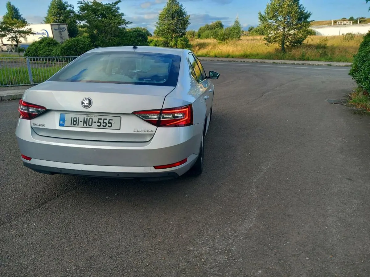 Skoda Superb - Image 3