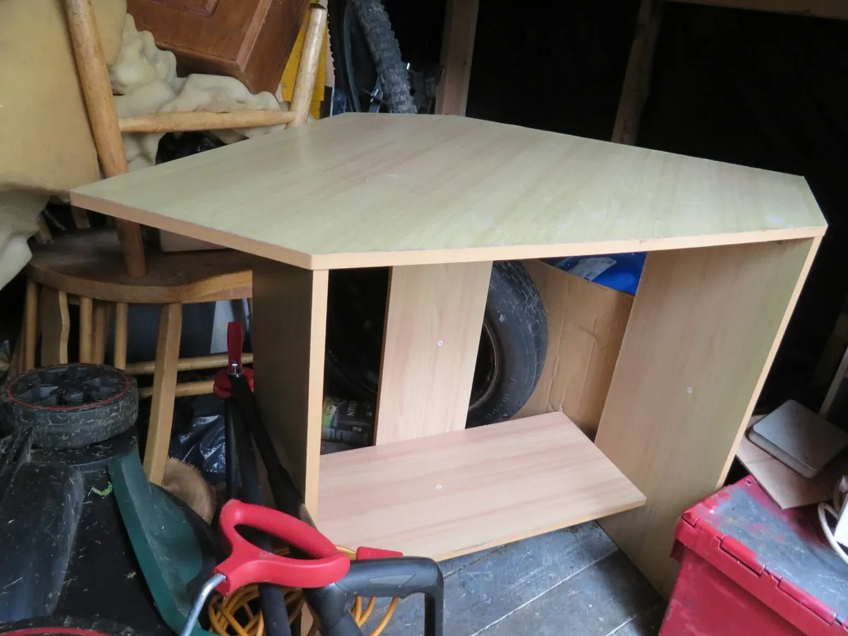Office Desk - Image 1