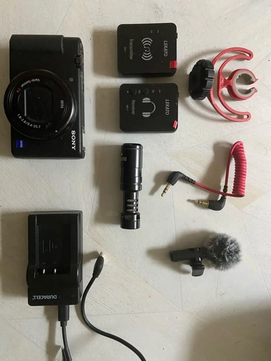 Sony ZV-1 Digital Camera + accessories - Image 2