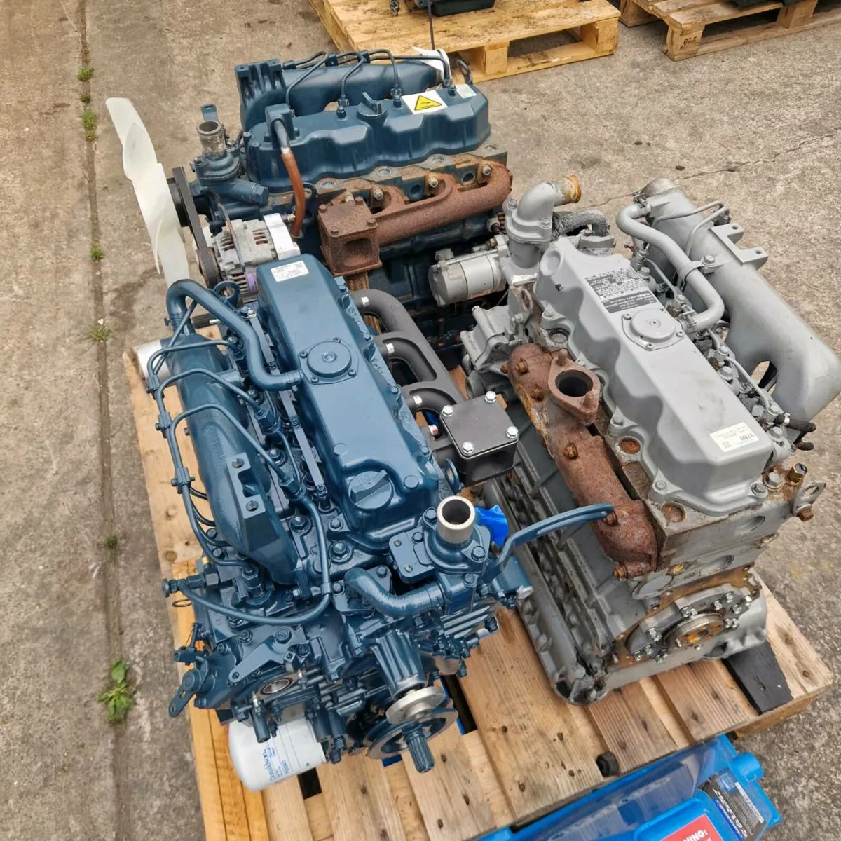Kubota V2203 4 cylinder diesel engines - Image 1