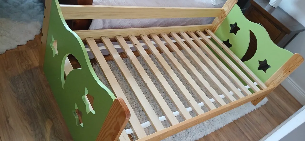 Junior bed - Image 4