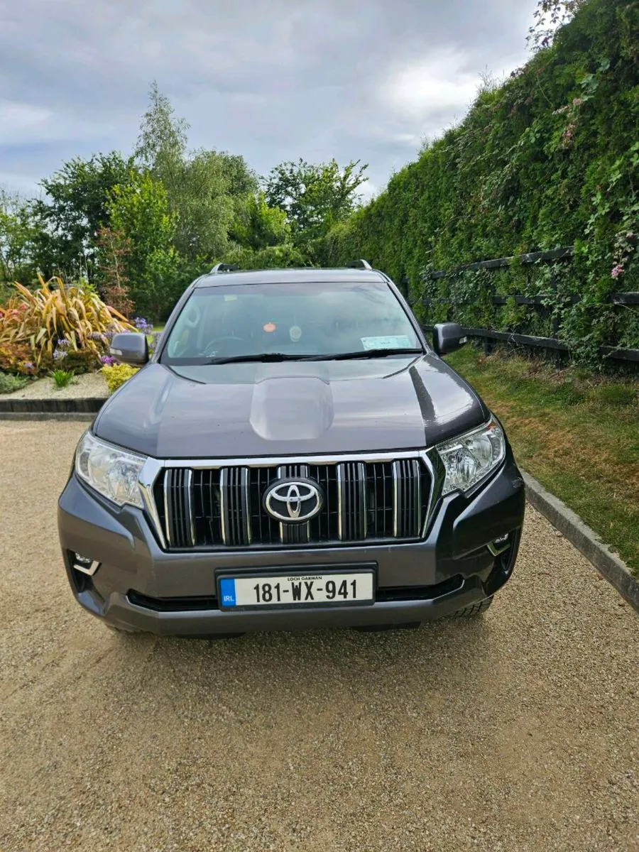 Toyota landcruiser businesses class - Image 1