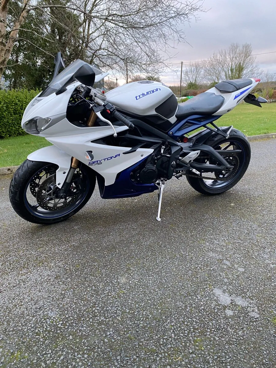 Triumph Daytona 675 2014 - Image 4