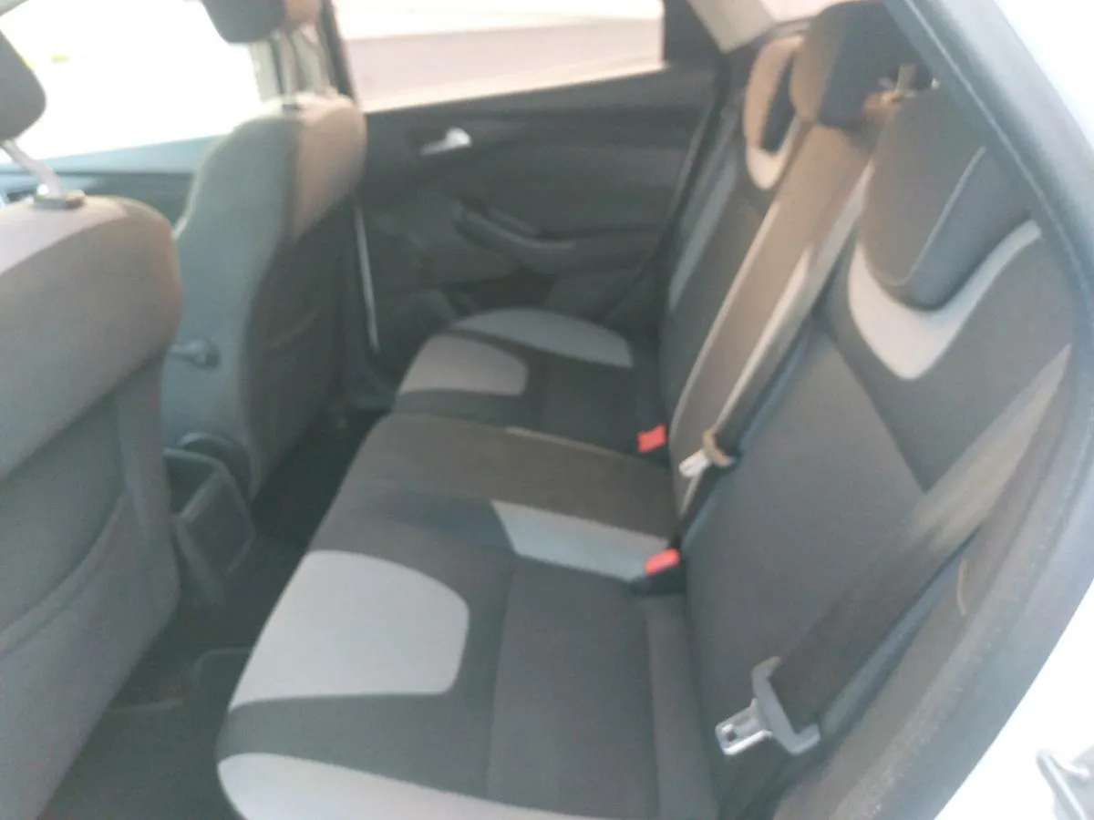 2012 ford focus 1.6 nct 2/26 tax 12/25 - Image 4
