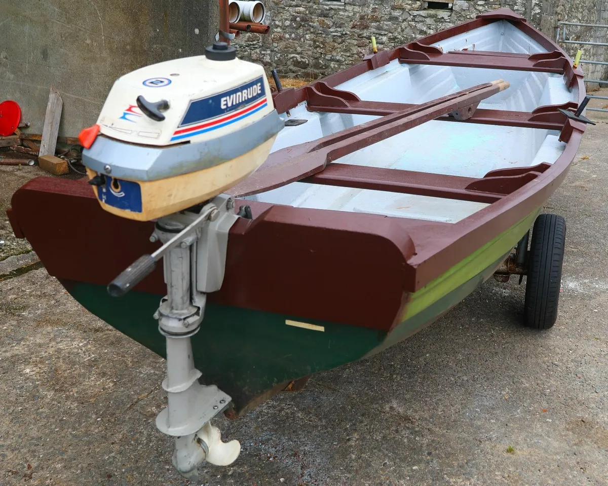 18 foot fibreglass boat, engine and trailer. - Image 1