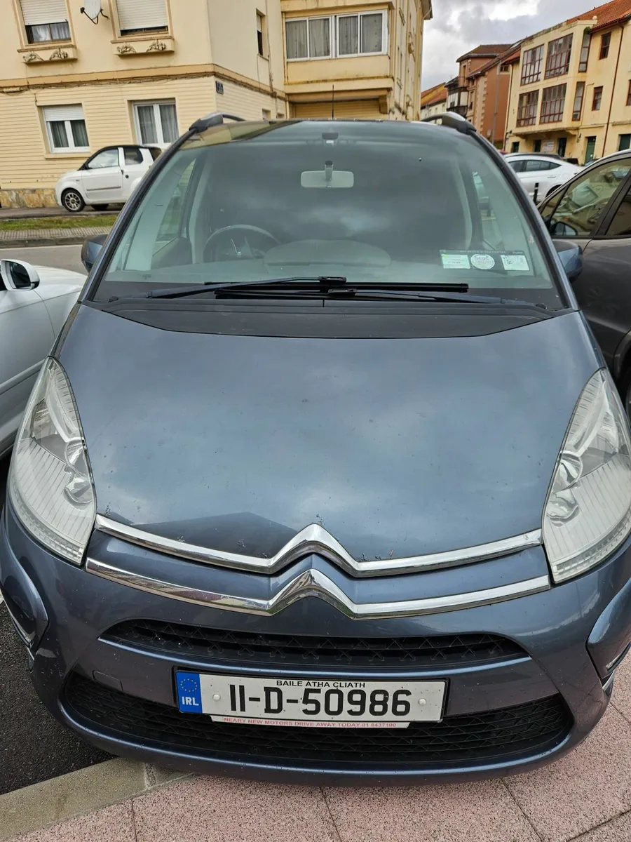 Citroen C4 Picasso 2011 - Image 1