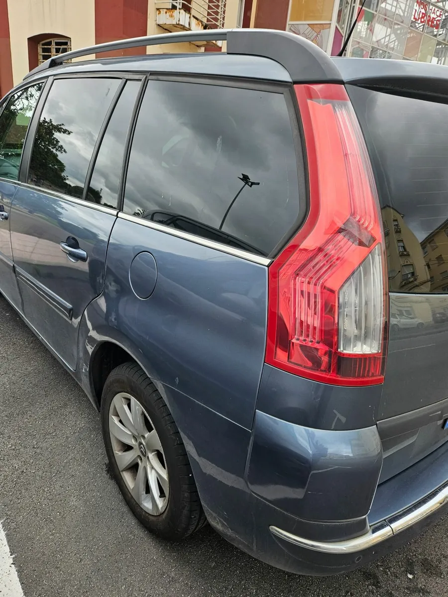 Citroen C4 Picasso 2011 - Image 4