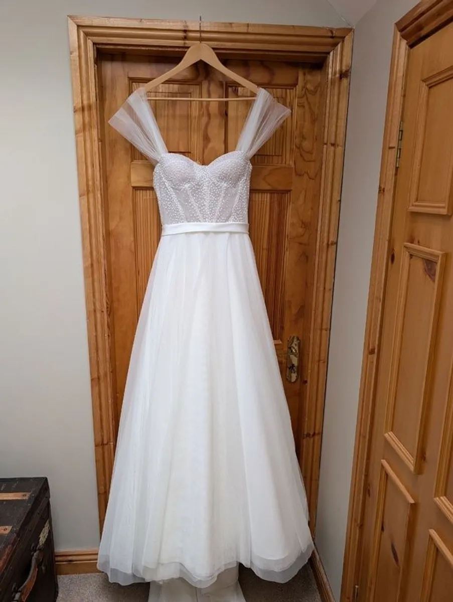 Wedding Dress - Image 4