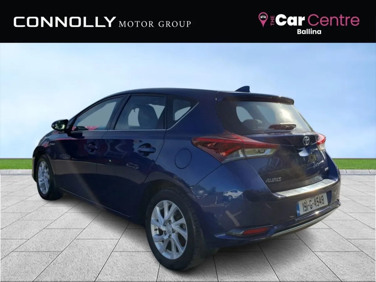 Toyota Auris Hybrid Luna - Image 2