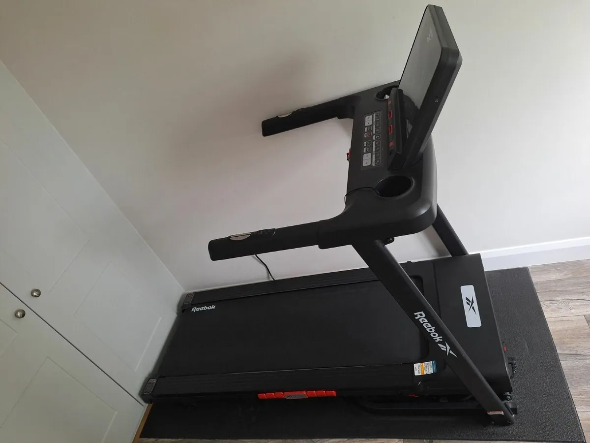 Reebok Jet Treadmill - Image 3