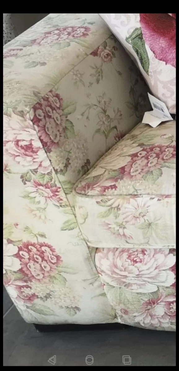 Floral Couch r - Image 2