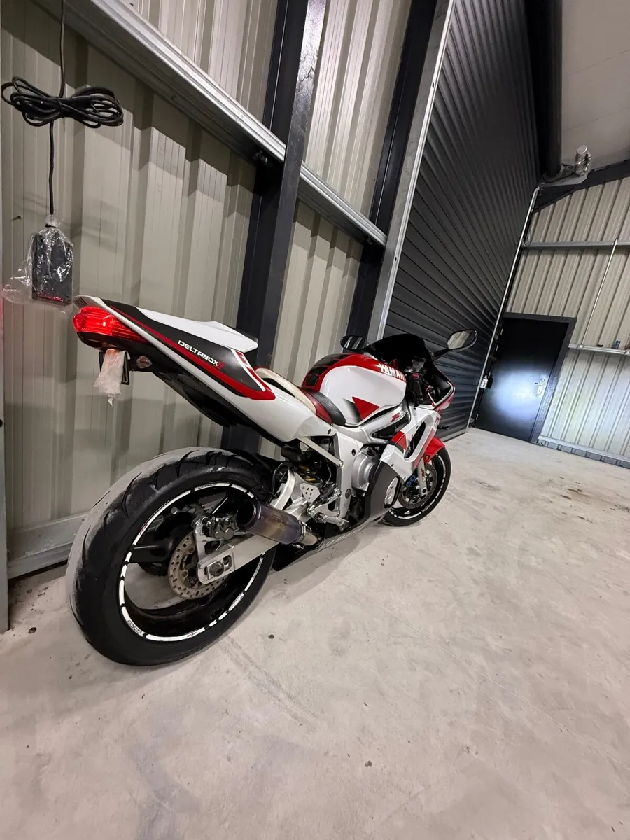Yamaha r6 - Image 4