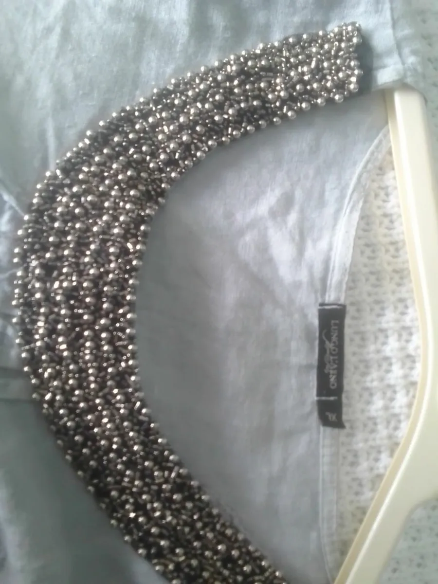 LINEN 100%GREY BEADED DESIGNER TOP SIZE 16 - Image 3