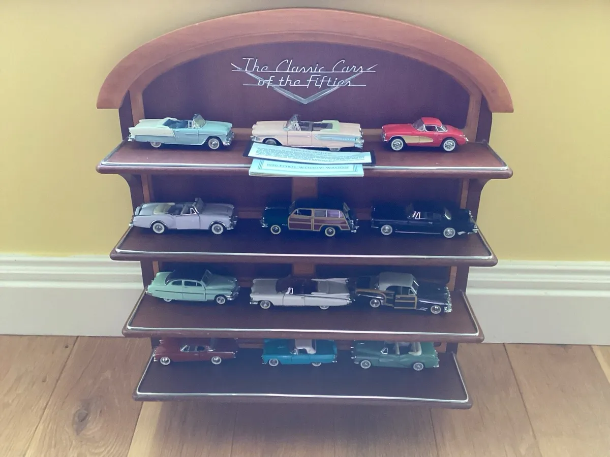FRANKLIN MINT COLLECTION OF  FIFTIES USA cars. - Image 1