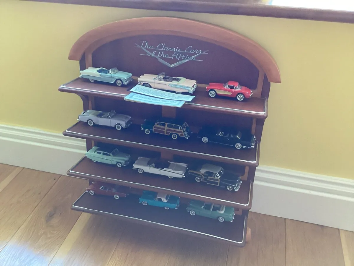 FRANKLIN MINT COLLECTION OF  FIFTIES USA cars. - Image 3