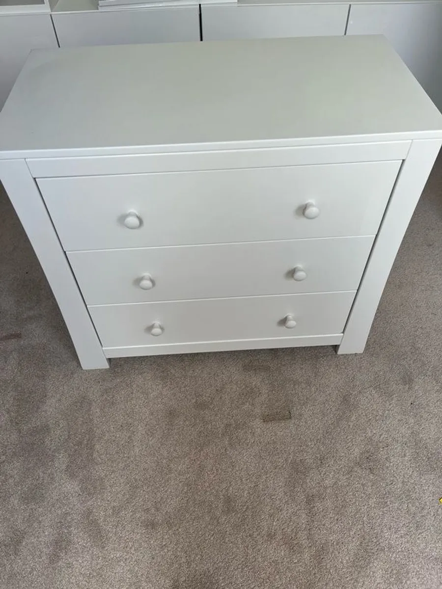 Changing unit/ chest of drawers/ Cot also available - Image 2
