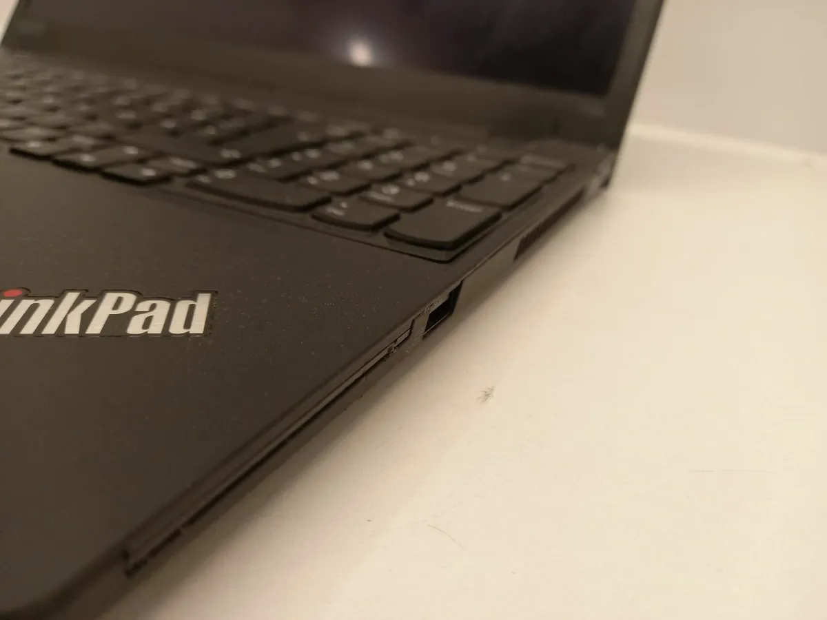Online Auction Of A LENOVO ThinkPad T590 & More! - Image 3