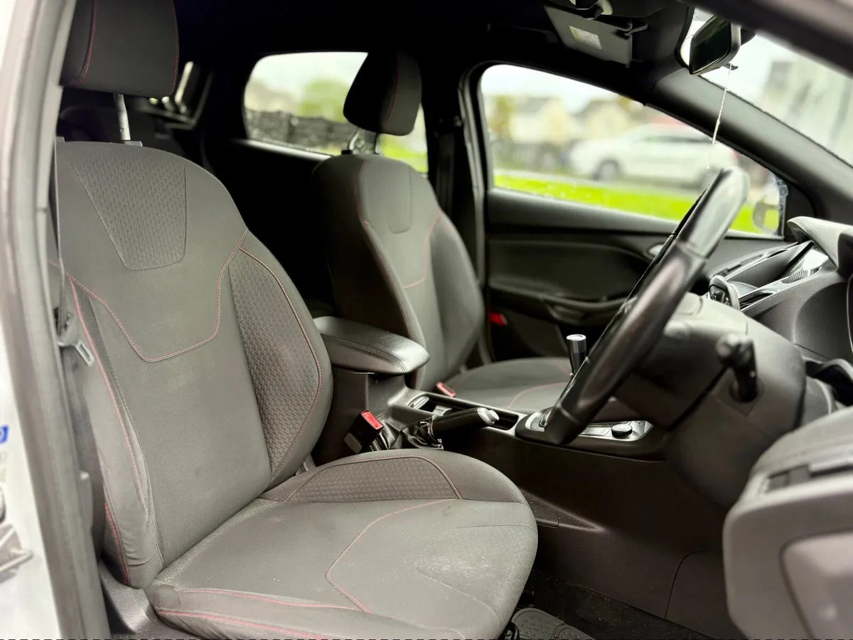Ford Focus 2017 - Image 4