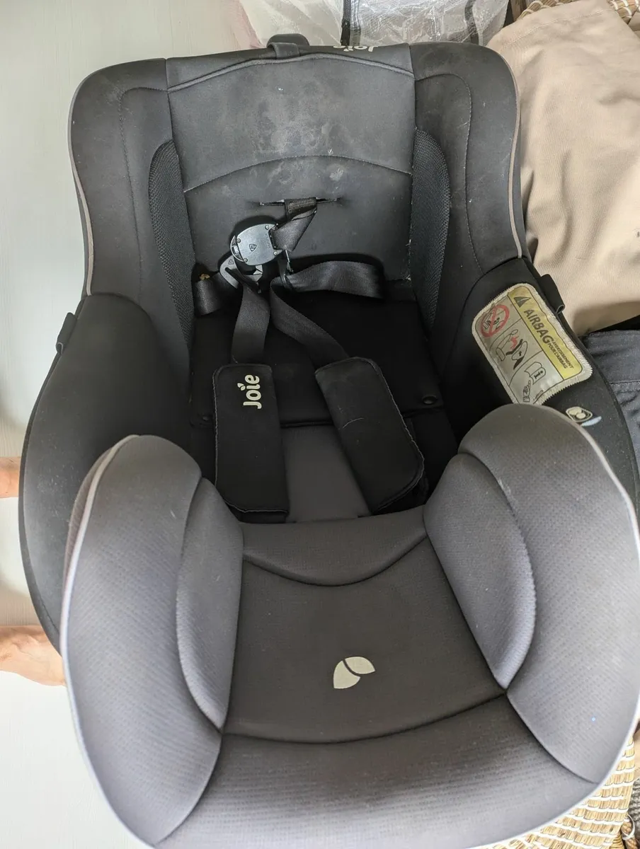 Car seat - Image 2