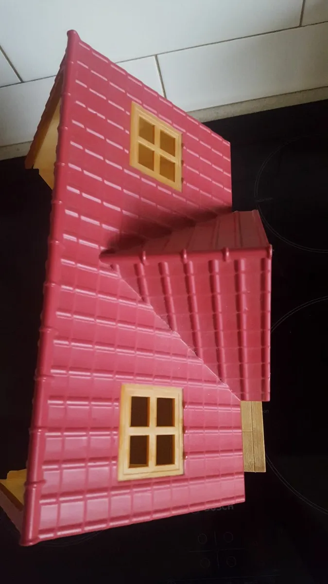Calico Critters Sylvanian Family Cozy Cottage - Image 4