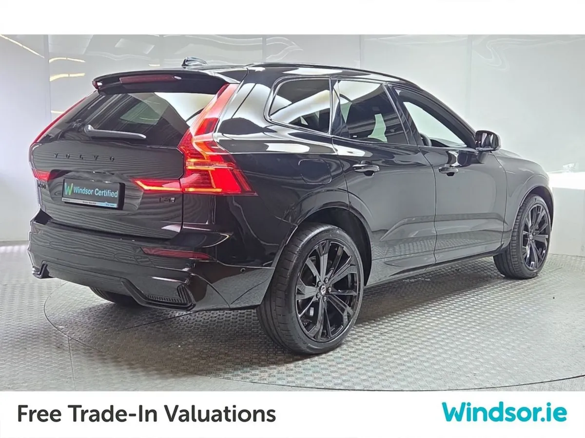 Volvo XC60 Black Edition Recharge T6 Phev - Image 3