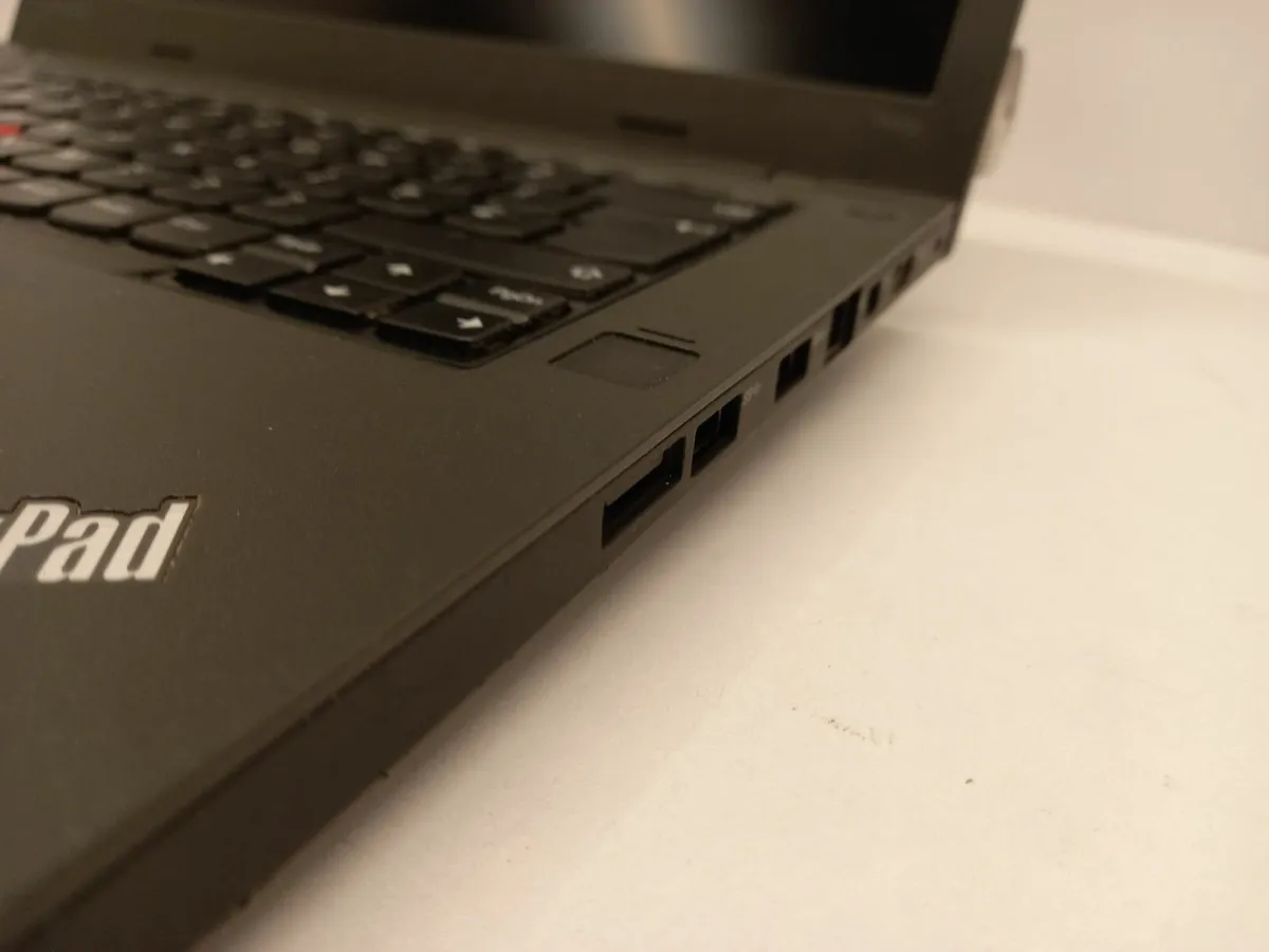 Online Auction Of A LENOVO ThinkPad T460p & More! - Image 2