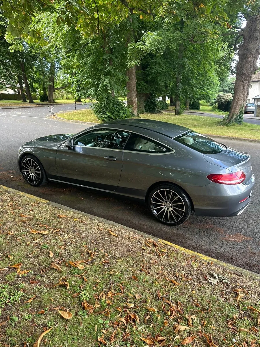 Mercedes C220d Coupe - Image 3